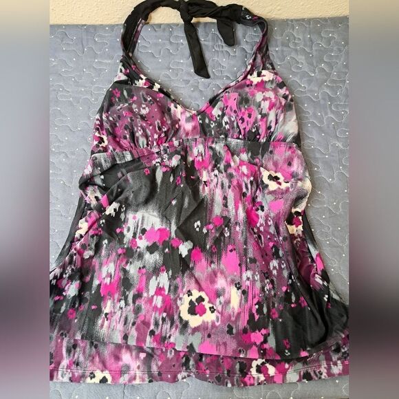 Liz Lange Maternity tankini swm top size small - Picture 1 of 3
